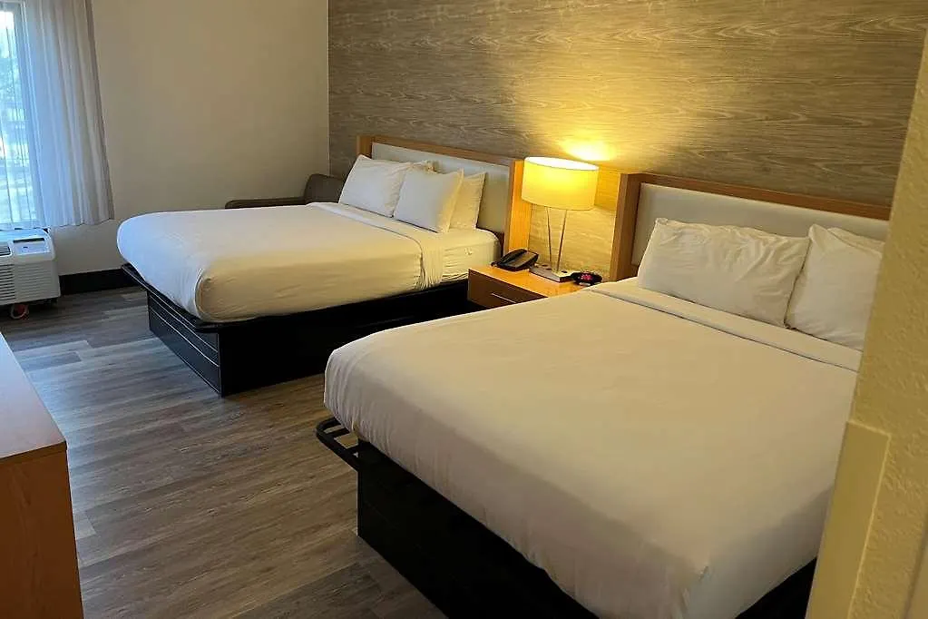 Sleep Inn & Suites メンフィス ホテル